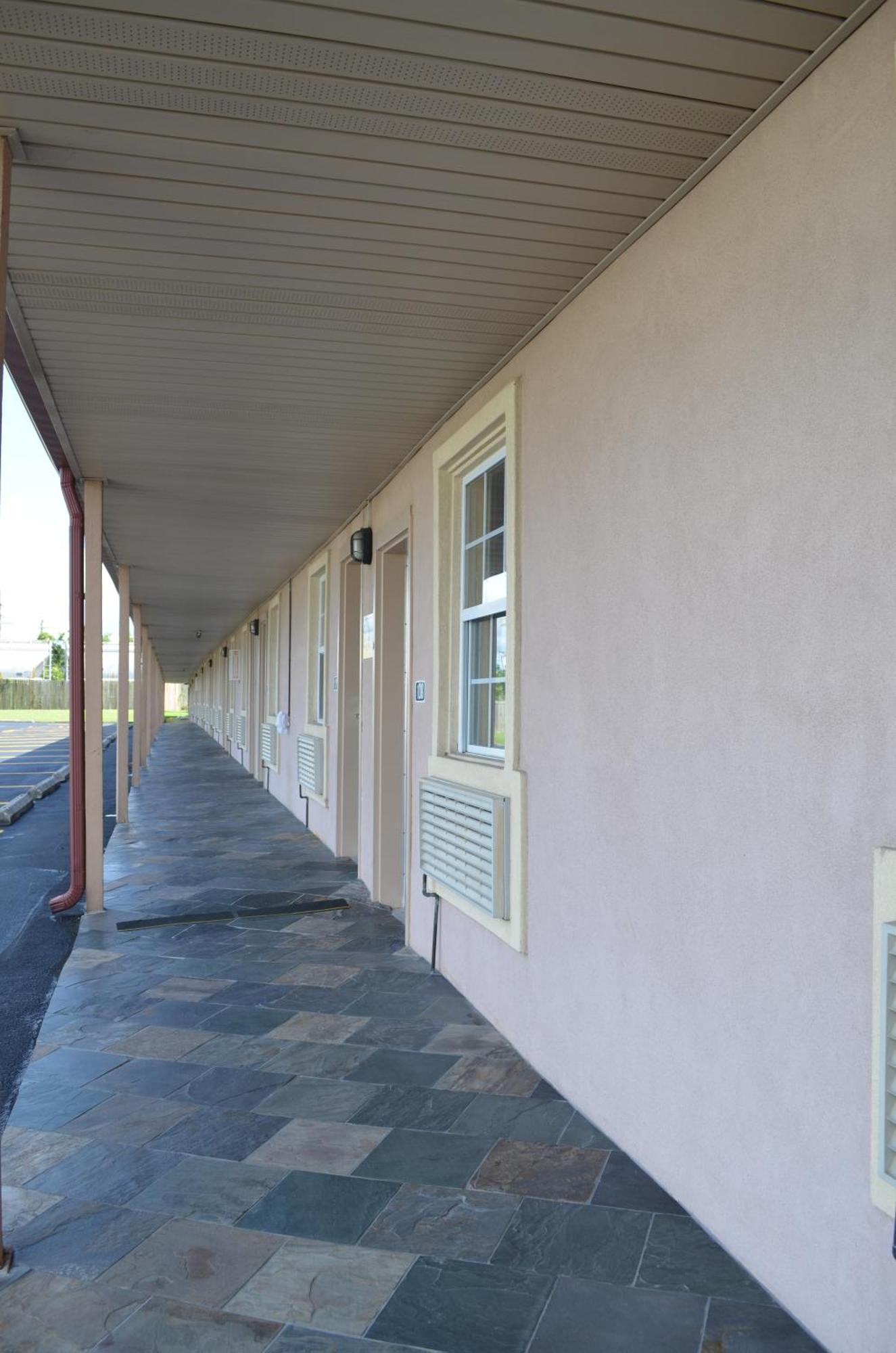 Economy Inn New Orleans Arabi Exterior photo